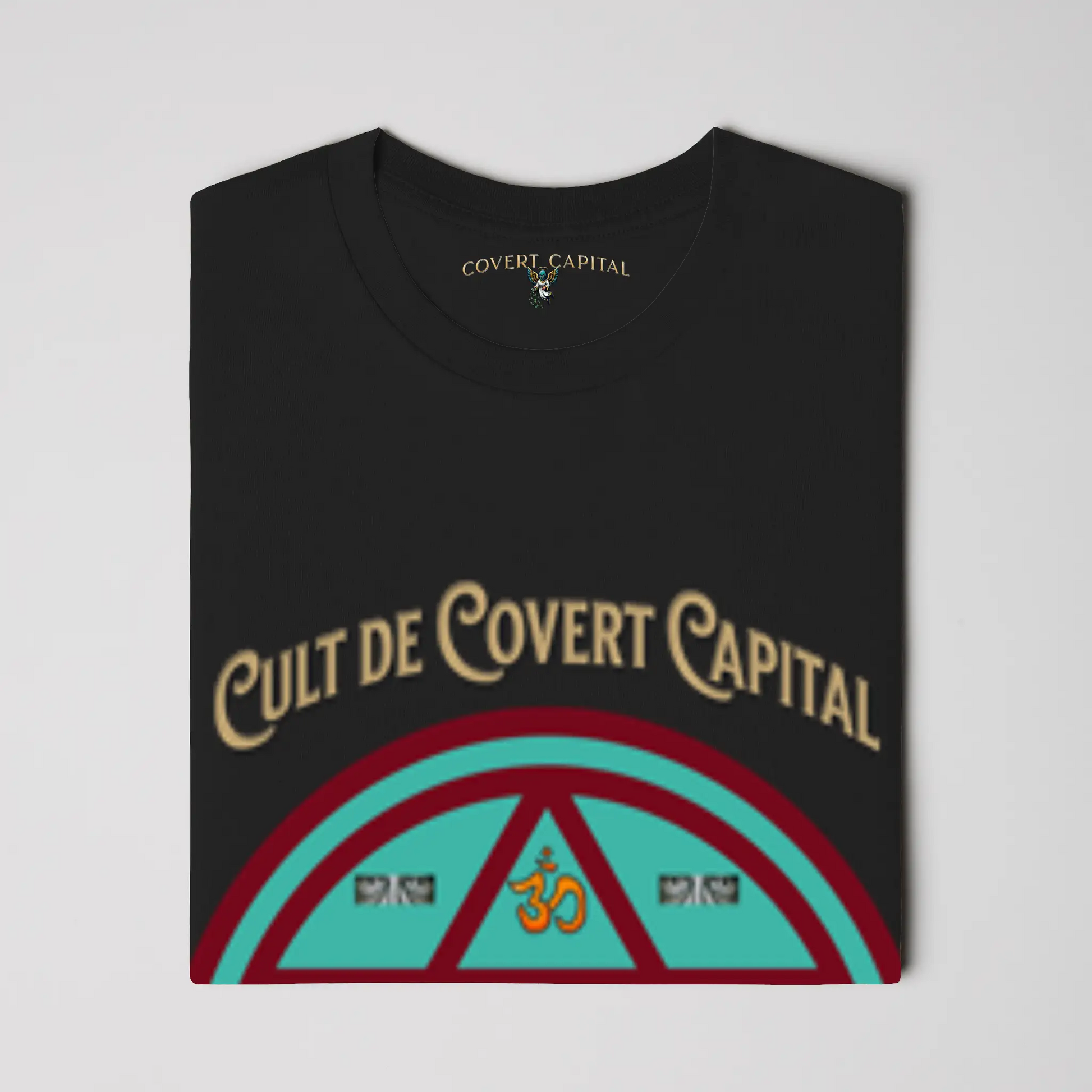 Cult de Covert Capital Crest T-shirt